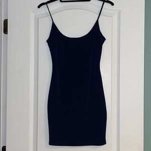 *NEVER WORN* A World Away navy bodycon mini dress